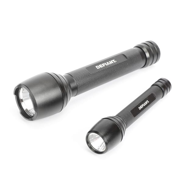 https://images.thdstatic.com/productImages/d87e5f9e-0b01-4db4-9817-7918e42afb44/svn/defiant-hands-free-flashlights-99786-64_600.jpg