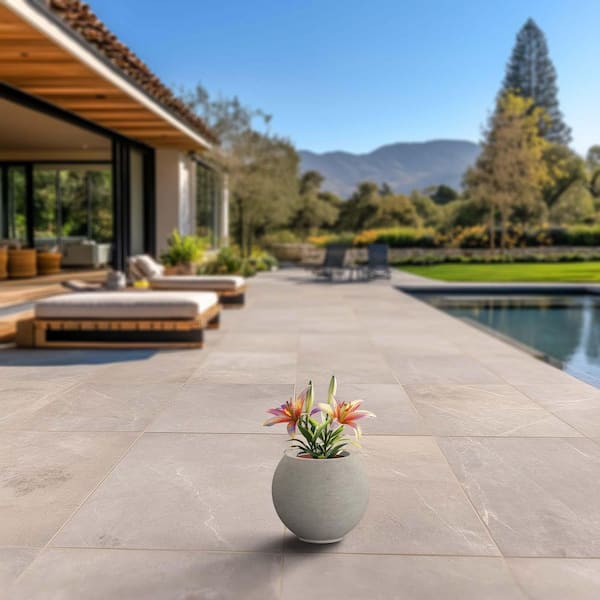 11.5 in. Small Light Gray (Enhanced Interior) Concrete Round Planter / Pot with drainage holes