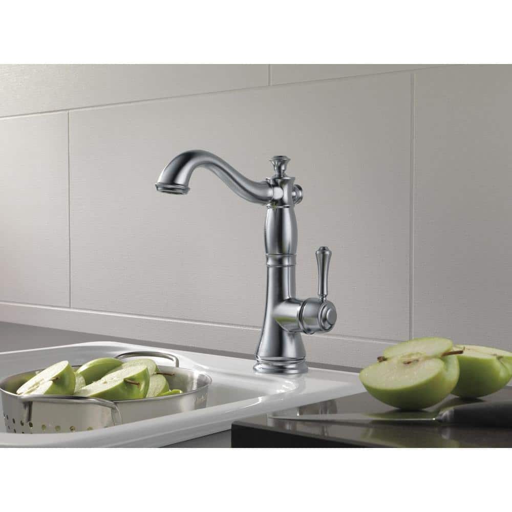 Stainless Steel Traditional Deck Mounted Bar Faucet with Pull-out Spray