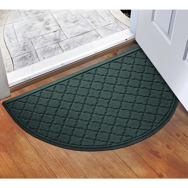 Waterhog Cordova 24 in. x 39 in. Half Round PET Polyester Indoor Outdoor Door Mat Evergreen