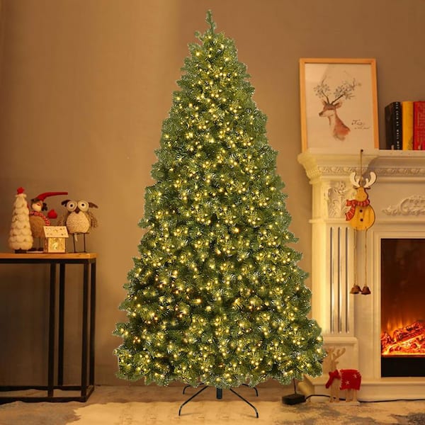 https://images.thdstatic.com/productImages/d8a697f3-716b-4193-bc77-1d04dcdd47ac/svn/wellfor-pre-lit-christmas-trees-cm-hwy-20714-31_600.jpg