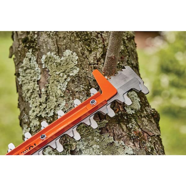 https://images.thdstatic.com/productImages/d8b18f16-1cba-4ce7-a819-09183d2b8421/svn/black-decker-corded-hedge-trimmers-behts125-76_600.jpg