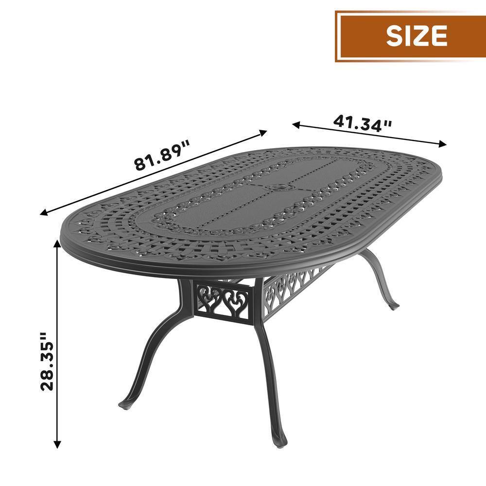 Size diagram showing dimensions of the dining table.