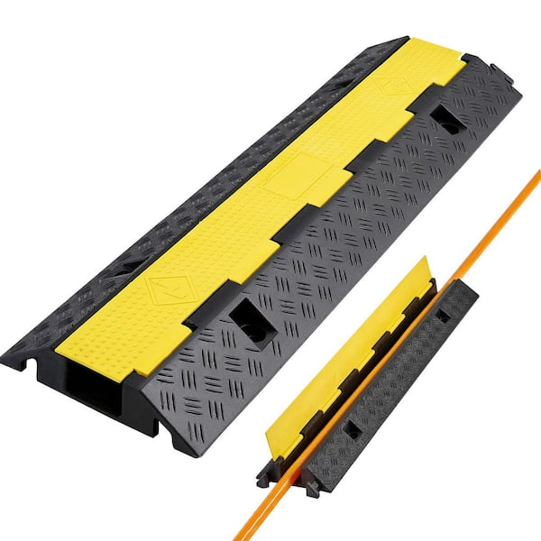 Cable Protector Ramp, 22,000 lbs./Axle, Single-Channel Rubber for Cords & Hoses, 2.76x1.97 in., Flip Lid, Indoor/Outdoor