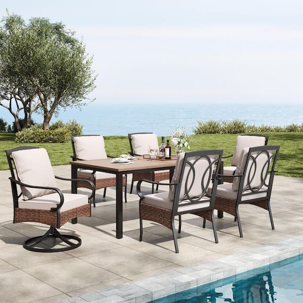 マナーガーデン Hanover Manor 7-Piece Aluminum Outdoor Dining Set with 6 Sling