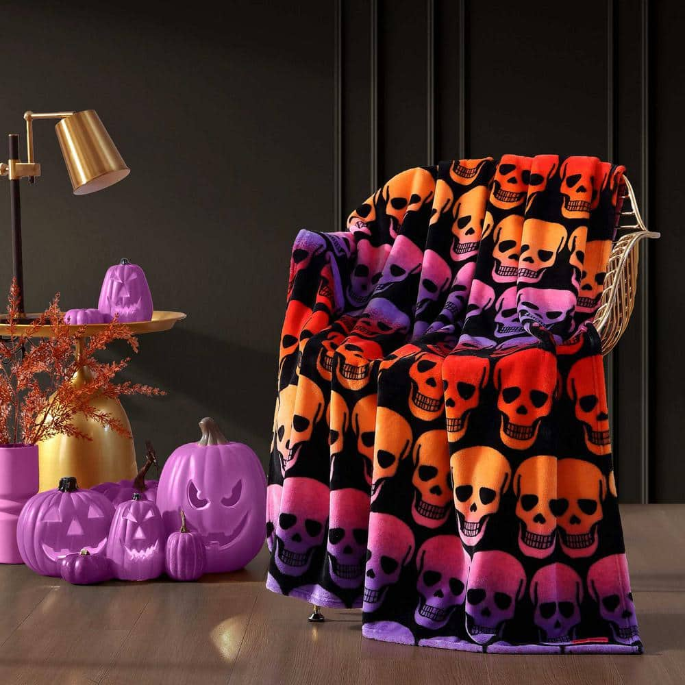 Mortar and bone black skull authentic fringe Halloween cotton throw blanket