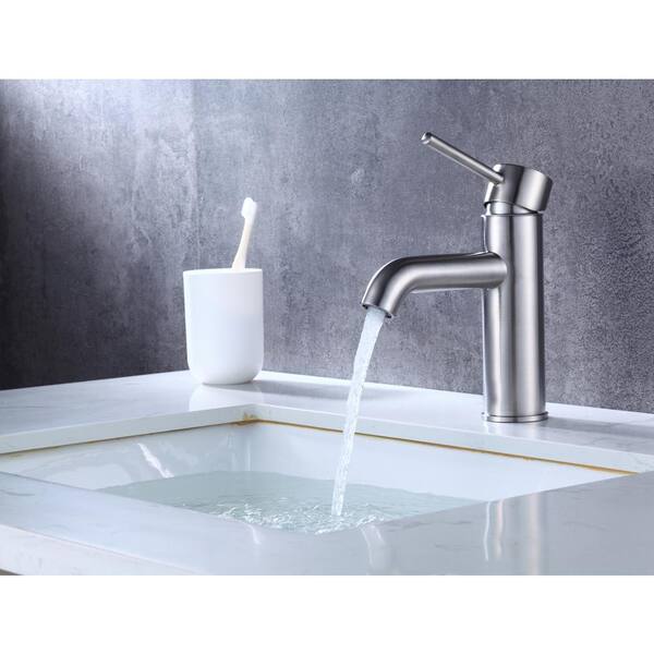 Ericat様 16 GAUGE SINKS Roxy Single Handle High Arc Single Hole Bathroom