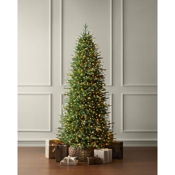 7.5 ft SMART Grand Duchess Twinkling Balsam Fir Slim LED Pre-Lit Tree T26