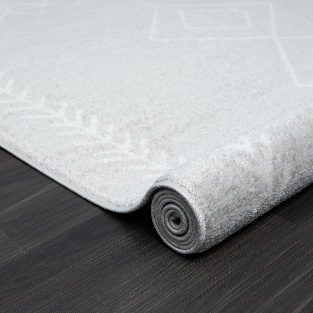 Calixta Reversible Gray Shag Area Rug 5' x 7'