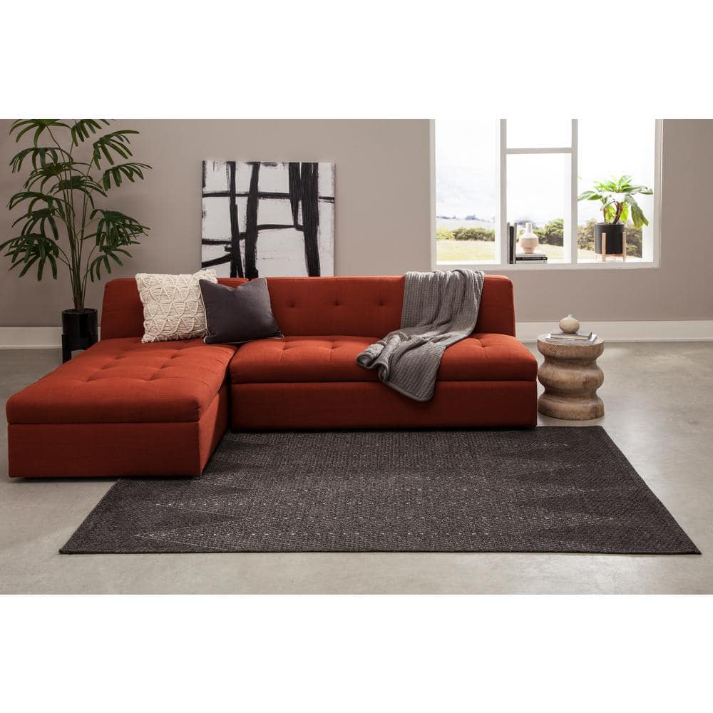 Como Charcoal Geometric 2' x 3' Synthetic Indoor/Outdoor Rug