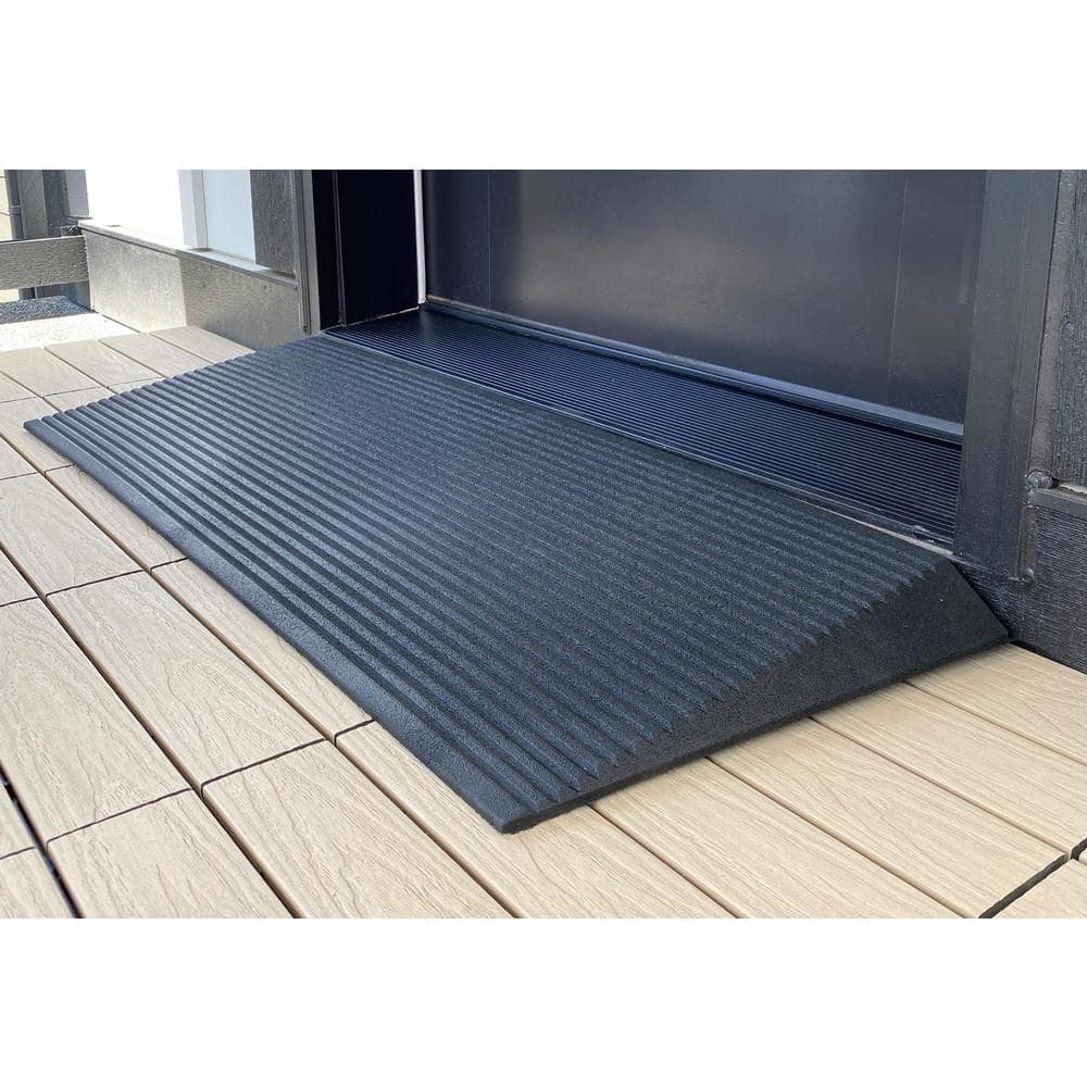 EZ-ACCESS 1.5 Inch Black Rubber Angled Entry Mat