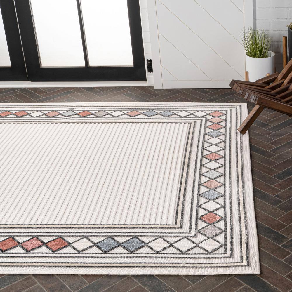 Ivory and Beige Geometric Synthetic 3' x 5' Indoor/Outdoor Rug