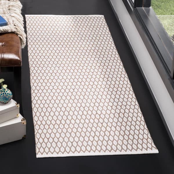 Montauk Beige/Ivory 2 ft. x 7 ft. Geometric Multi-Diamonds Runner Rug