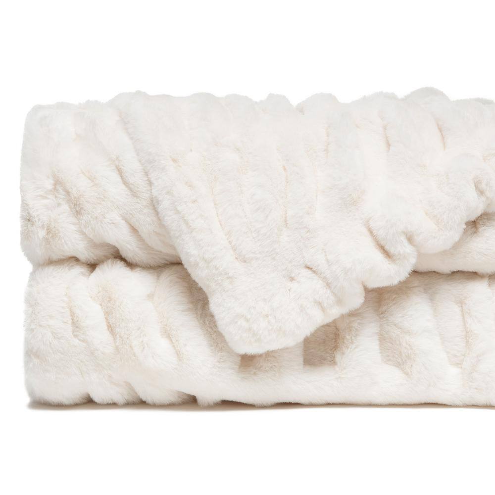 Queen Size White Faux Fur Reversible Blanket