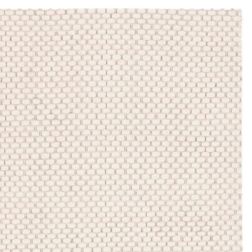 Ivory Coastline 27'' Handwoven Wool and Synthetic Braided Runner Rug
