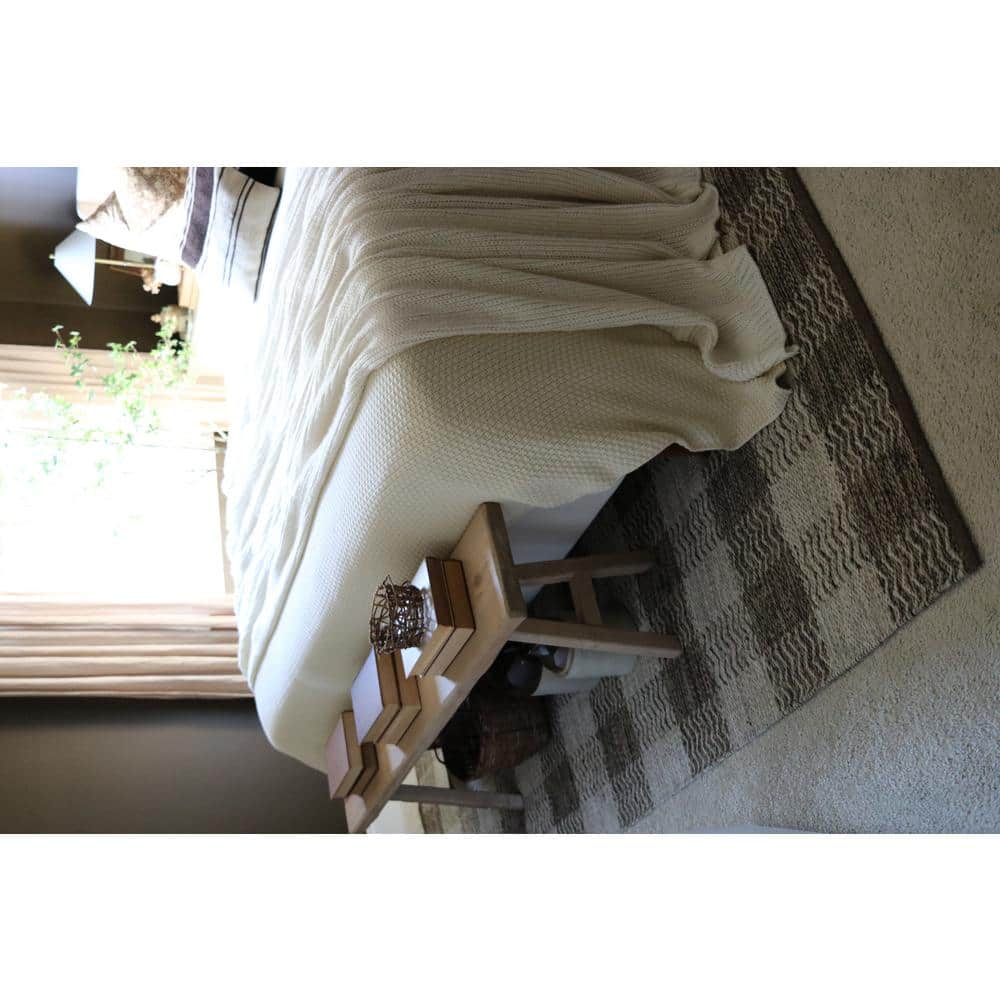 Light Grey and Brown Handmade Wool Checkered Area Rug, 5' x 8'