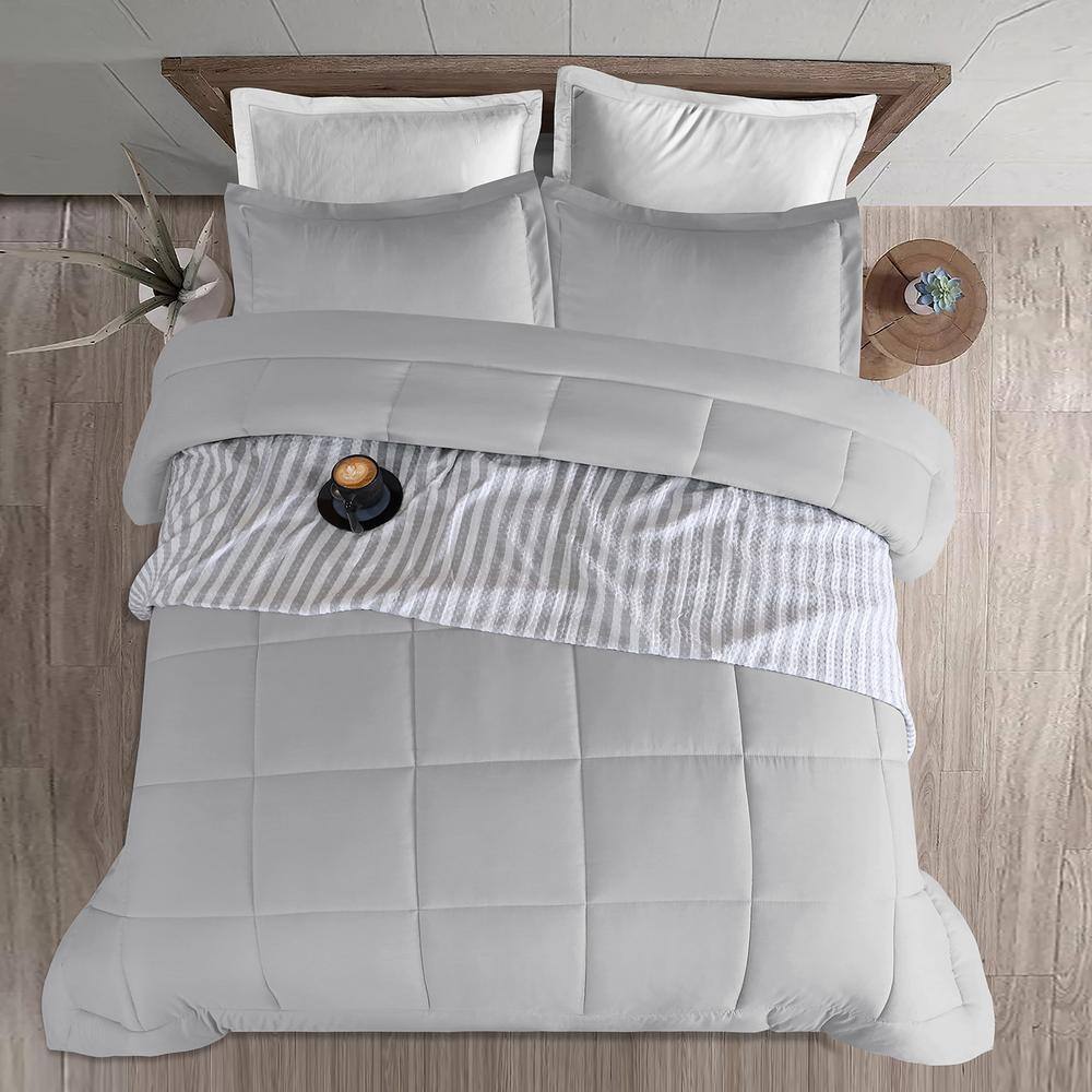 Karin Maki 3 Piece Comforter Set Light Grey Color All Season Soft Down Alternative Comforter Pillow Shams Luxurious Microfiber Bedding King Size