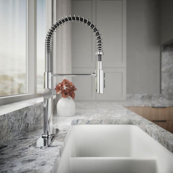 KOHLER Crue Semi-Professional Single-Handle Pull-Down Sprayer