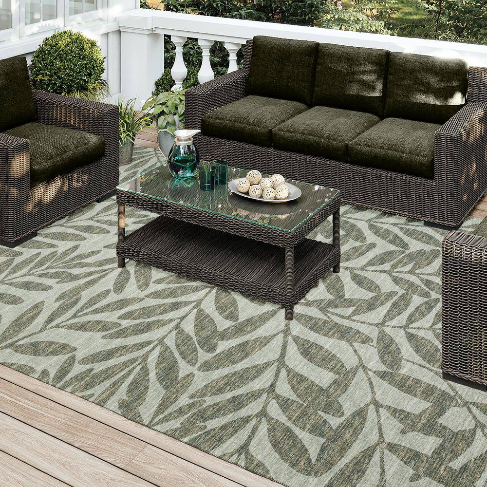 Yuma Tropical Leaves Green Chenille 3' x 5' Easy-Care Area Rug