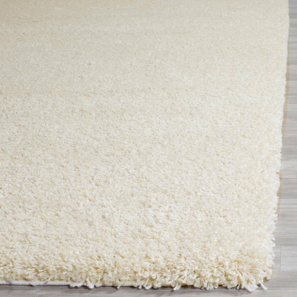 Coastal Comfort Ivory Shag Rug 5'3" x 7'6" Synthetic Blend