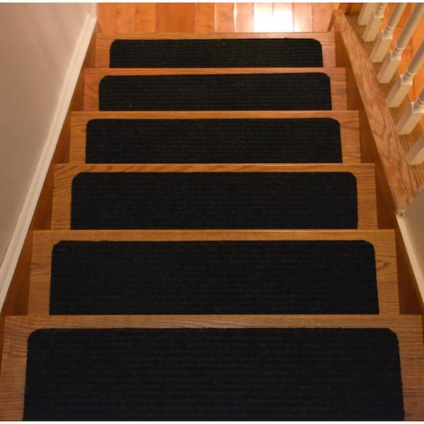 Old Black 7 in. x 24 in. Indoor Carpet Stair Treads Slip Resistant Backing (Set of 15)