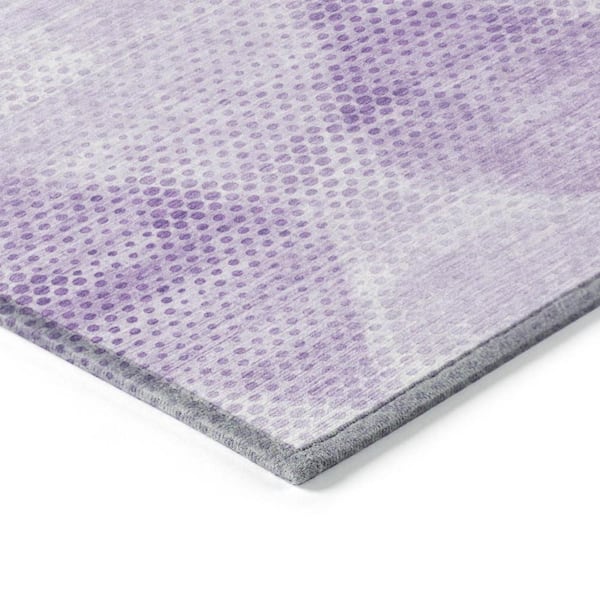 Lavender 8 ft. Round Woven Geometric Round Indoor/Outdoor Area Rug