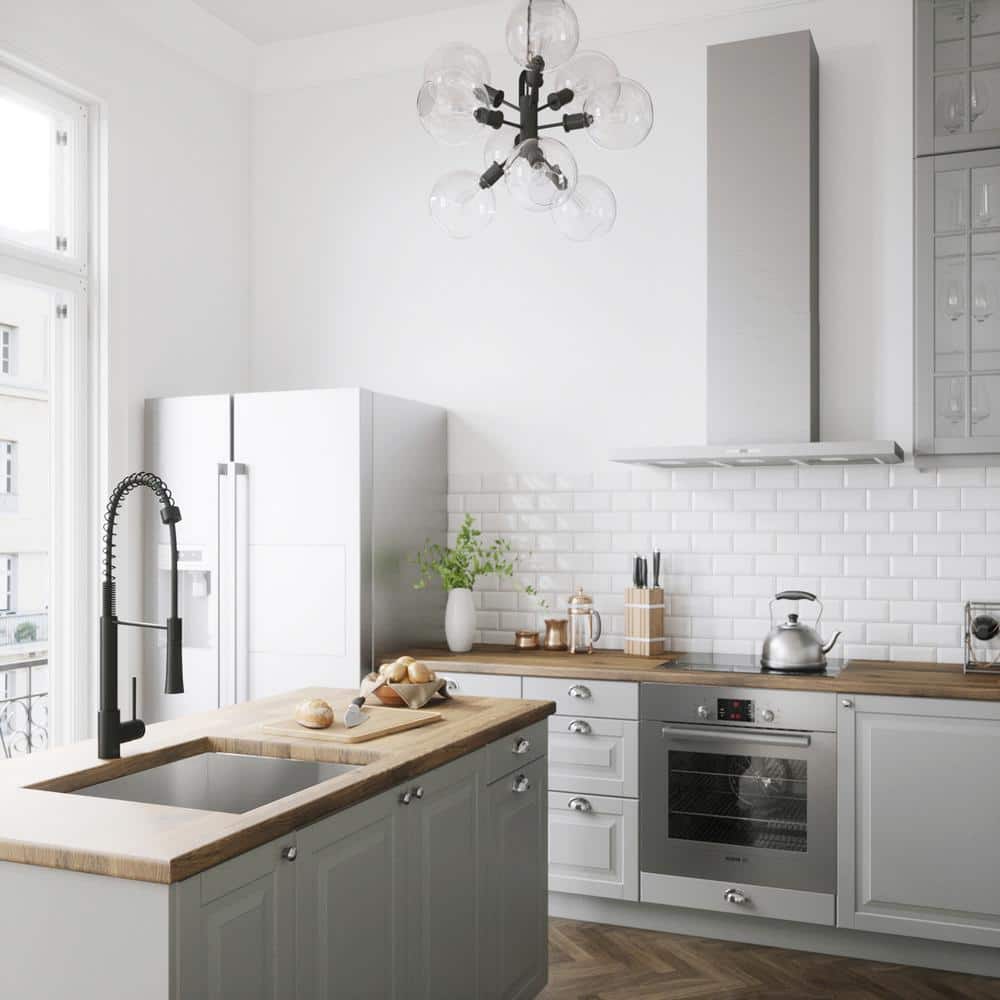 Matte Black Pull-Down Sprayer Kitchen Faucet with Lever Handle