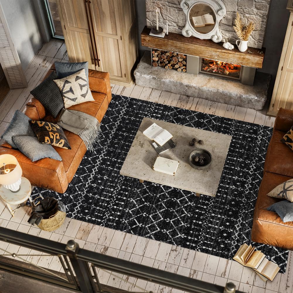 Ivory & Black Trellis Synthetic Easy-Care Rectangular Rug