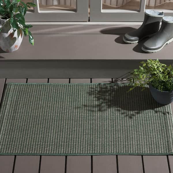 Courtyard Dark Green/Beige 3 ft. x 5 ft. Solid Color Indoor/Outdoor Area Rug