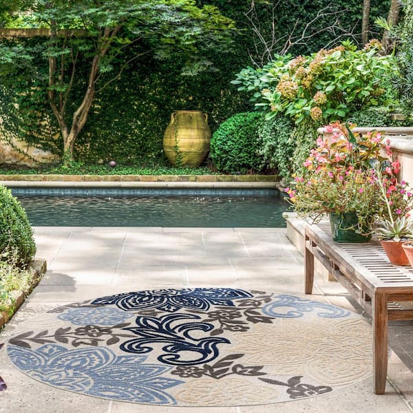 Oasis Floral Blue 8 ft. Round Indoor/Outdoor Area Rug