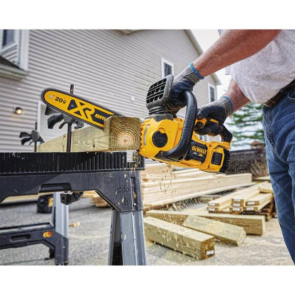 DeWalt 12 in. 20-Volt Max Cordless Brushless Chainsaw with 12 in. Chainsaw Bar and 12 in. Chainsaw Chain (45 Link)