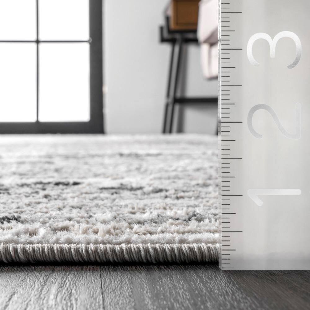 Silver Medallion Easy Care Synthetic Runner Rug, 2' 6" x 8'