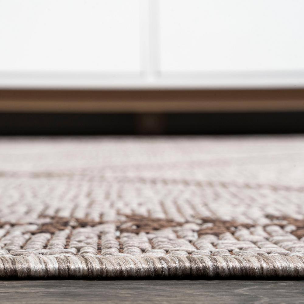 Handwoven Mid-Century Modern Beige/Brown Synthetic Area Rug