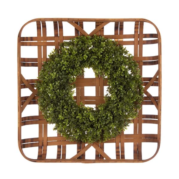 Glitzhome 18 in. Artificial Dia Boxwood Wreath with 24 in. Artificial L Bamboo Basket