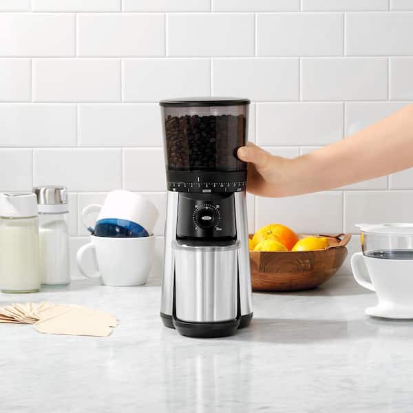 https://images.thdstatic.com/productImages/d9b0985a-a88a-485f-8844-0e04ee044667/svn/stainless-steel-oxo-coffee-grinders-8717000-31_600.jpg