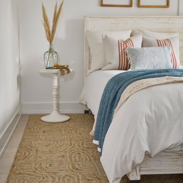 Swell Abstract Natural and Cream 2 in. x 8 in. Jute and Wool Runner Rug