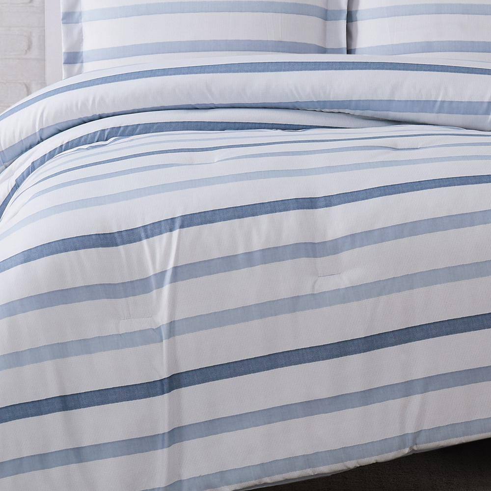 King Blue and White Reversible Microfiber Bedspread Set