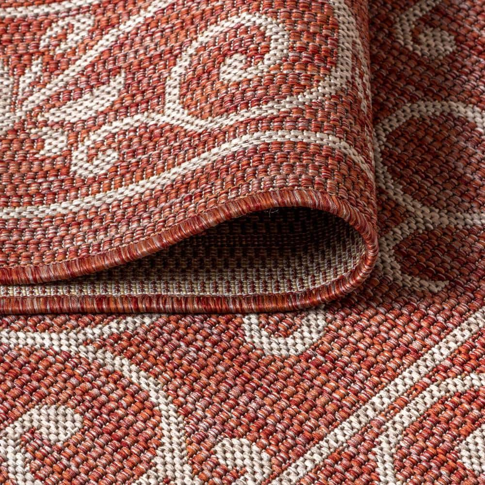 Red and Beige 4' x 6' Flat Woven Reversible Rug