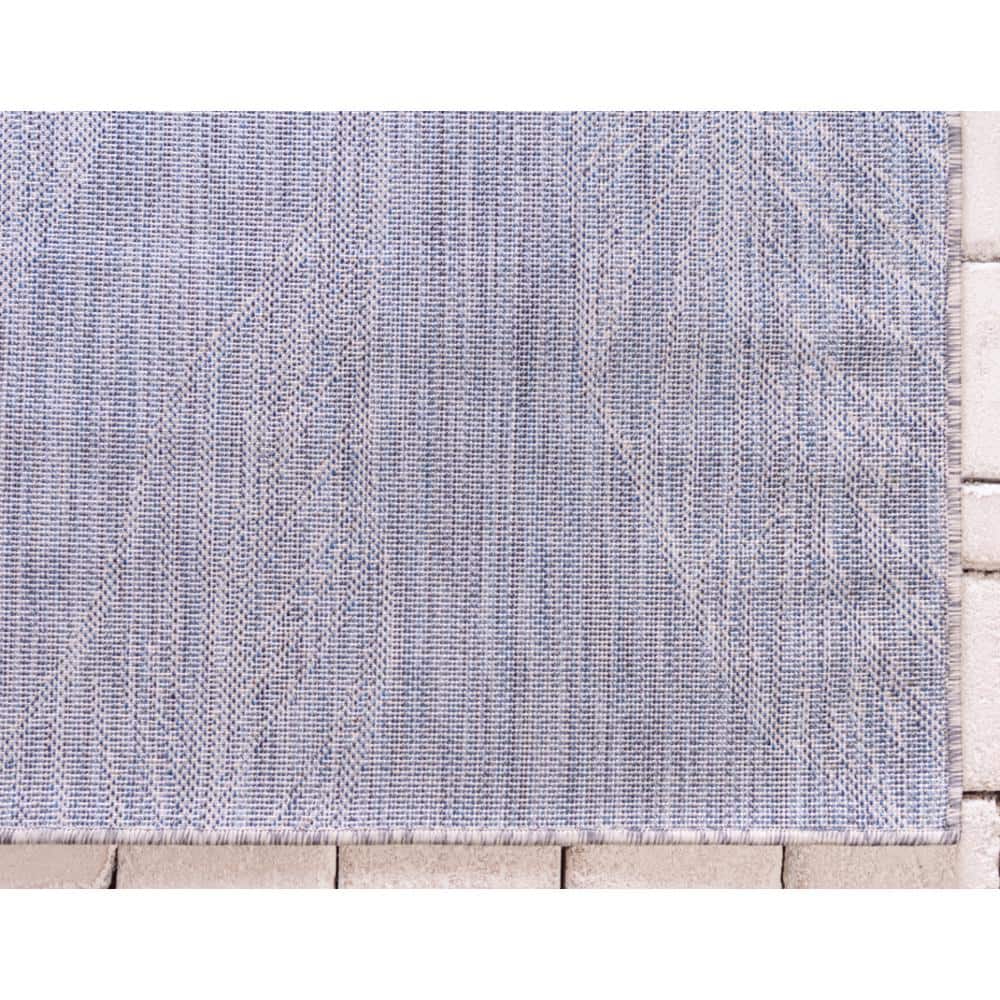 Light Gray and Blue Synthetic Abstract Outdoor Rug, 4' x 6'