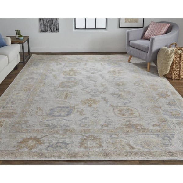 4 x 6 Ivory Floral Area Rug