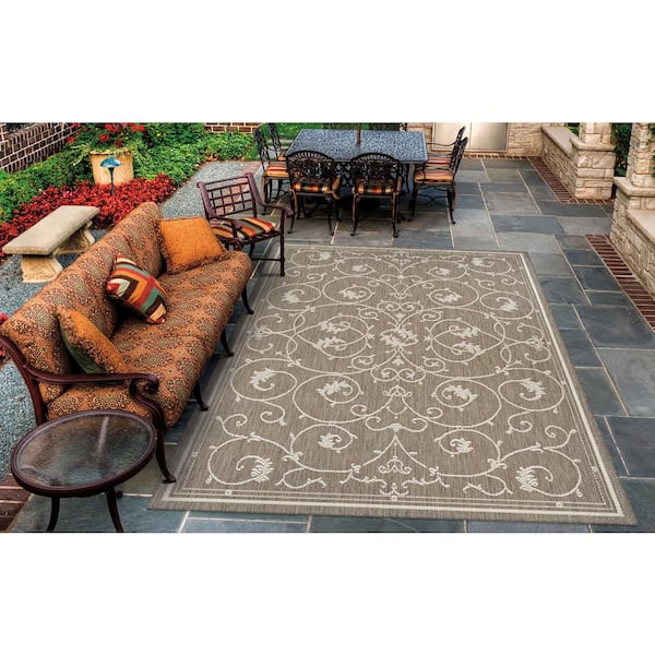 Recife Veranda Champagne-Taupe 9 ft. x 9 ft. Round Indoor/Outdoor Area Rug