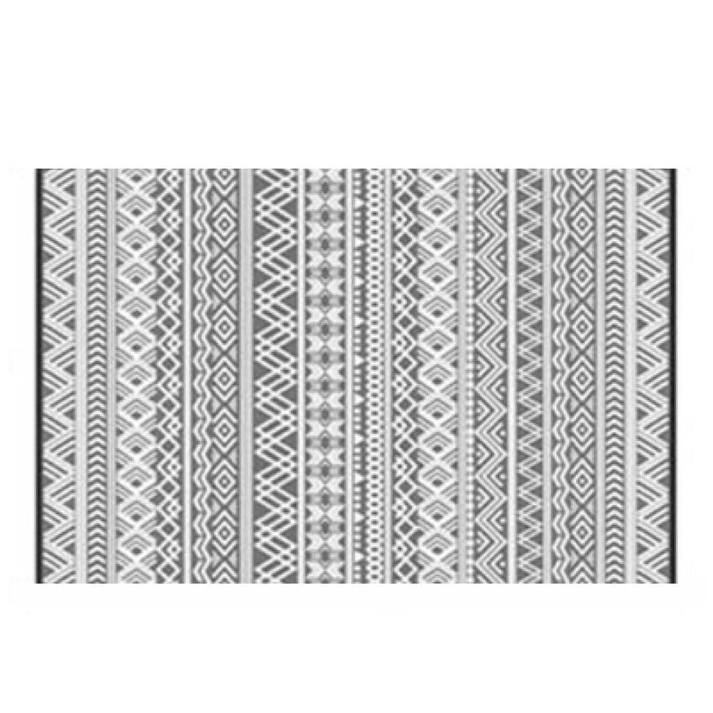 5x8 Reversible Waterproof Outdoor Rug for Patio, RV, Camping, Beach, Balcon