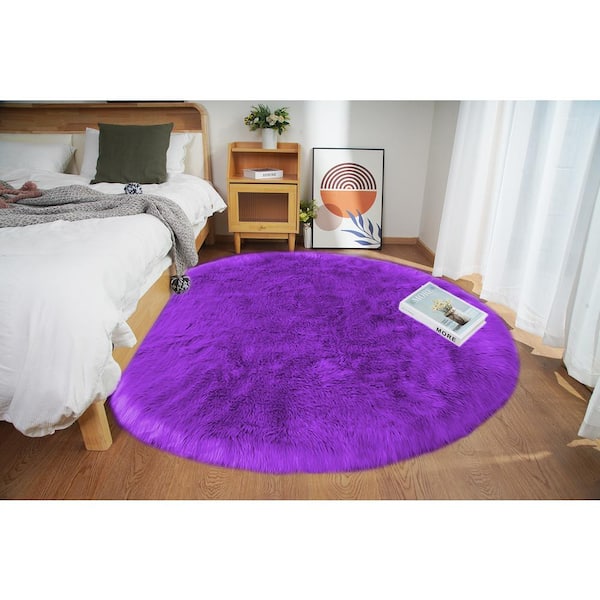 Sheepskin Faux Fur Purple 6 ft. x 6 ft. Cozy Fuzzy Rugs Round Area Rug