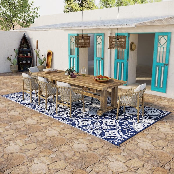 9 x 18 Blue Floral Indoor/Outdoor Area Rug