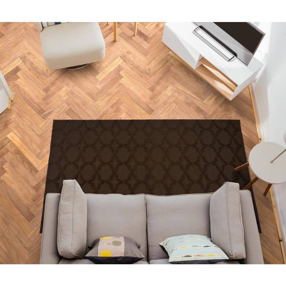 Mocha Trellis Pattern Tufted Synthetic Area Rug, 4' x 6'