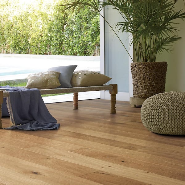 Hollister French Oak 3/8 in. T x 6.5 in. W Click Lock Wire Brushed Engineered Hardwood Flooring (23.6 sq. ft./case)