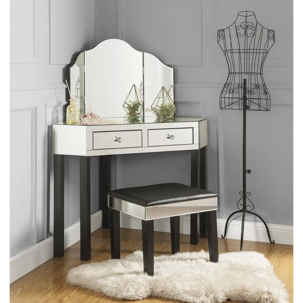 Black Vanity Tables With Trifold Mirror, Mirrored Vanity Tables