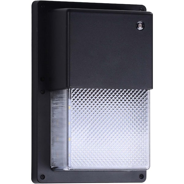 Simply Conserve 100-Watt Equivalent Integrated LED Black Mini Wall Pack Light, 4000K