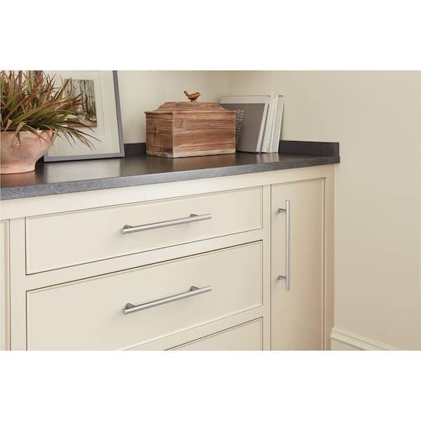 Bar Pulls 7 in. (178mm) Modern Sterling Nickel Bar Cabinet Pull