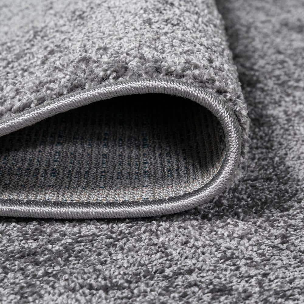 Haze Solid Gray Low-Pile Synthetic 5' Square Area Rug